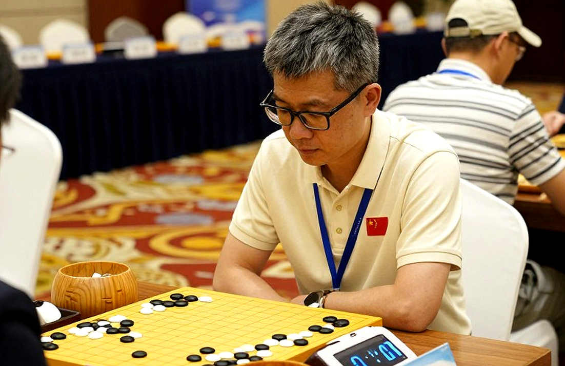 Carlsen Returns, and the Clock of Rapid Chess Begins Counting Down