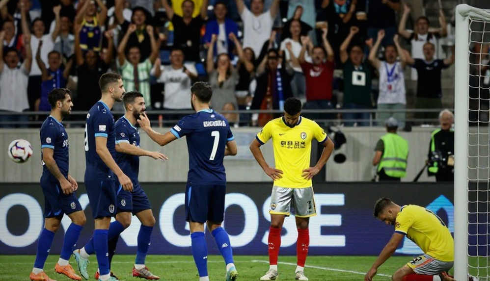 What Vietnamese Women's Football Never Publishes: Injury, Comeback and the Pulse of the Dressing Room